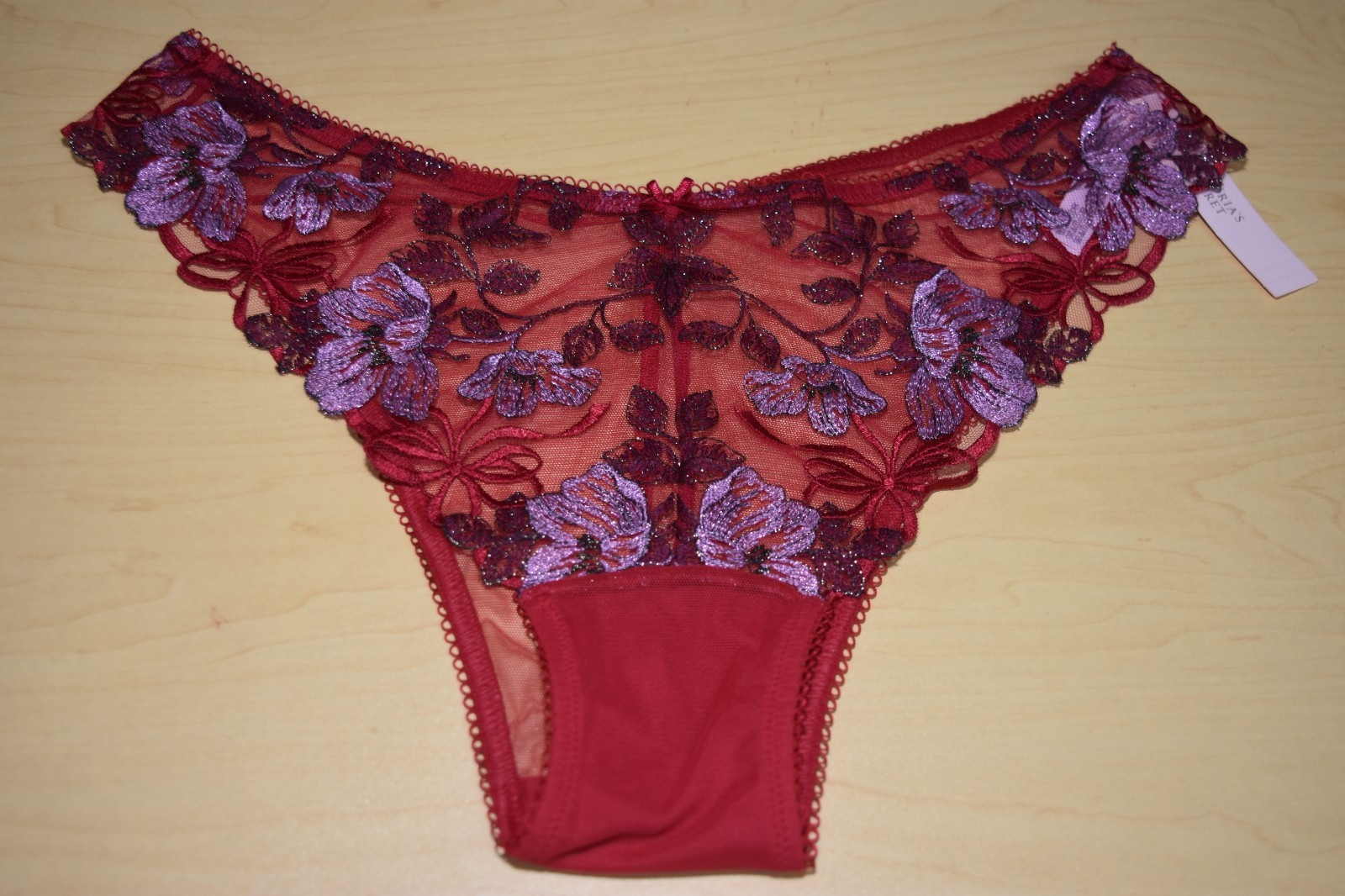 NWT Victoria’ Secret Dream Angels Red Embroidery High Leg Brazilian Panty L
