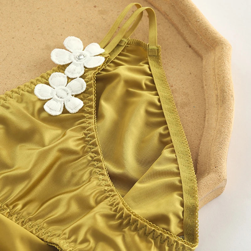 Low Rise Satin Floral Panties Seamless Women Soft Stretch Breathable Comfort