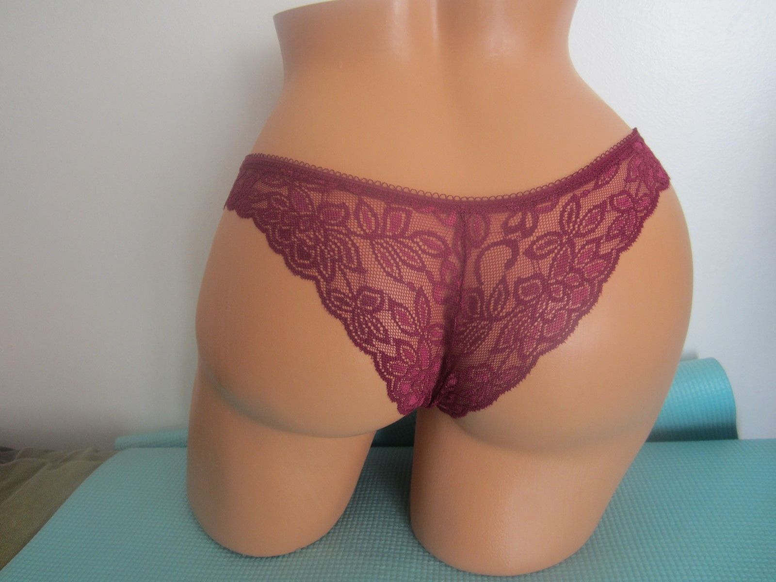 NWOT Lot of 6 Women LACE CHEEKY Panties Multiple Colors Size XXLARGE (2XL)