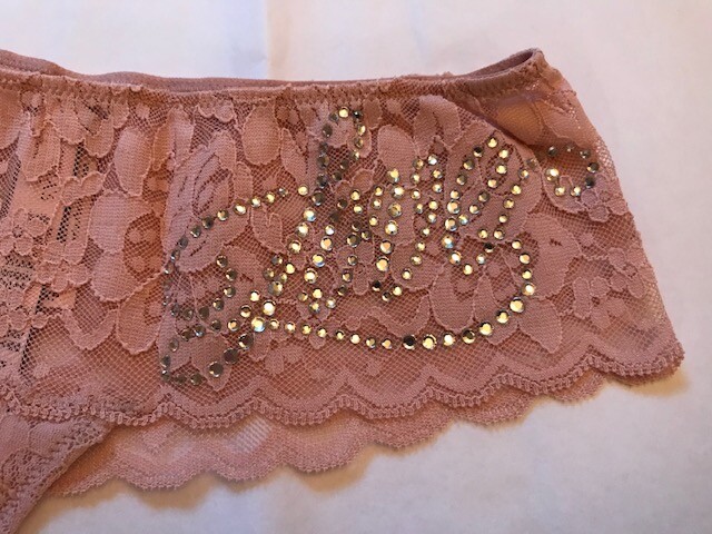 NWT VICTORIA SECRET BEIGE BUFF WIDE LACE THONG L LARGE DREAM ANGELS RHINESTONES