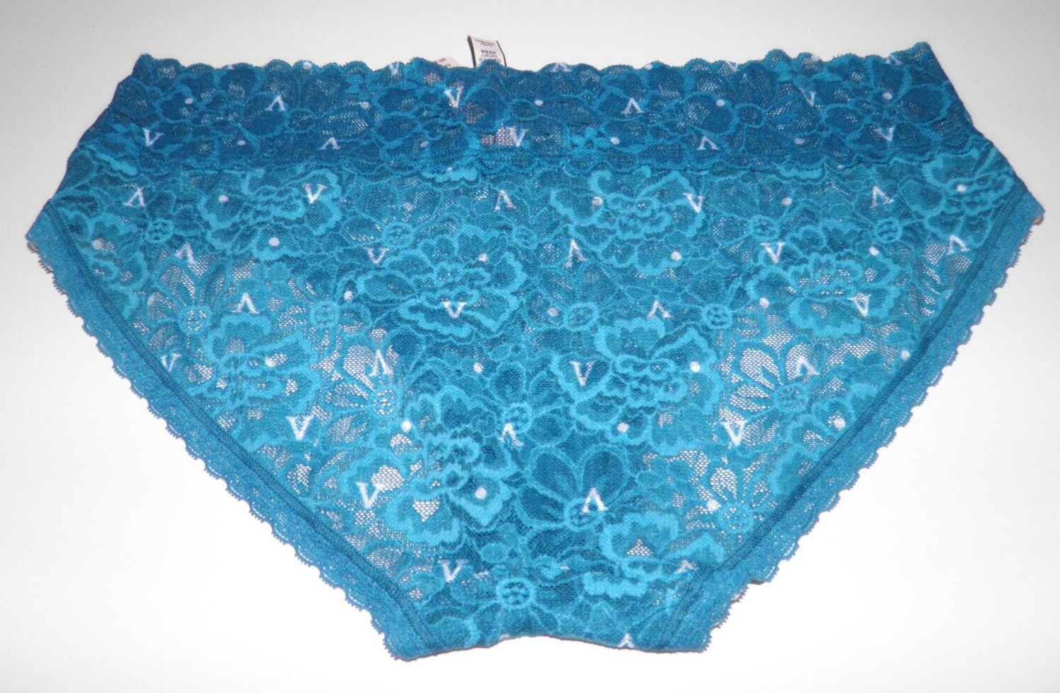 NWT, Victoria’s Secret, blue color, lace, hiphugger hipster panties. Large.
