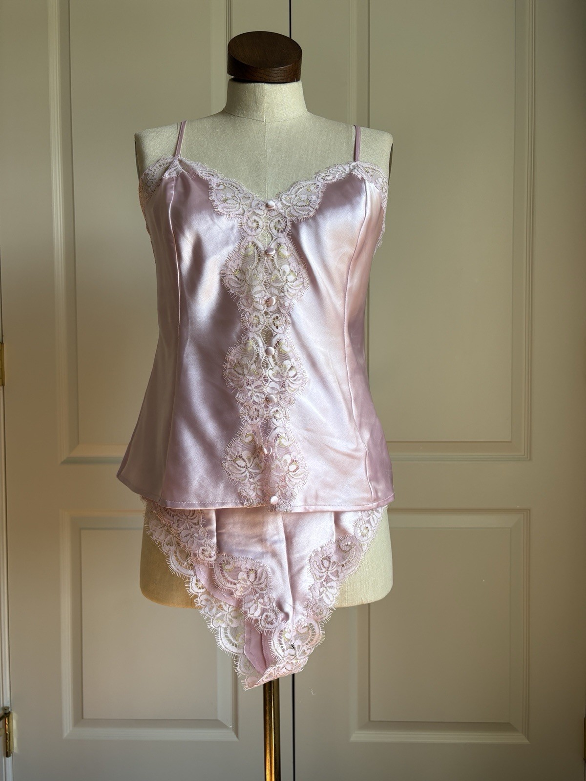 Camisole/Tap Pant Set by Secrets In Lace Talia Collection Red Size Small