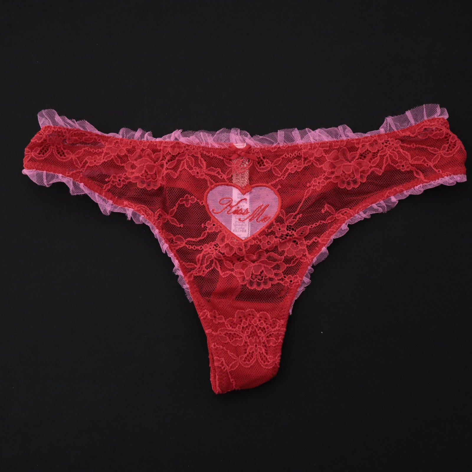NEW Victoria’s Secret VTG 2020 Lace Ruffle Frilly Heart Thong Panties MEDIUM