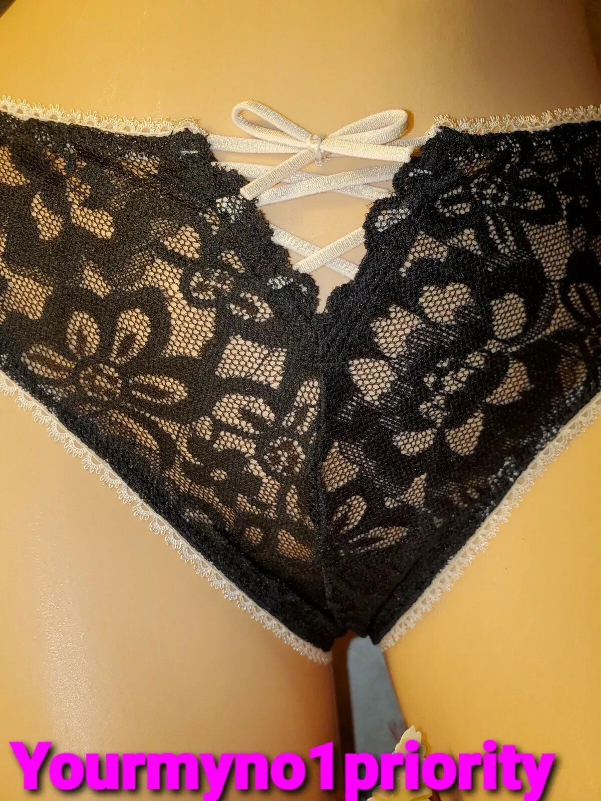 S,L Victoria’s Secret Lacie Lace Up Front Thong Panty Soft Stretchy