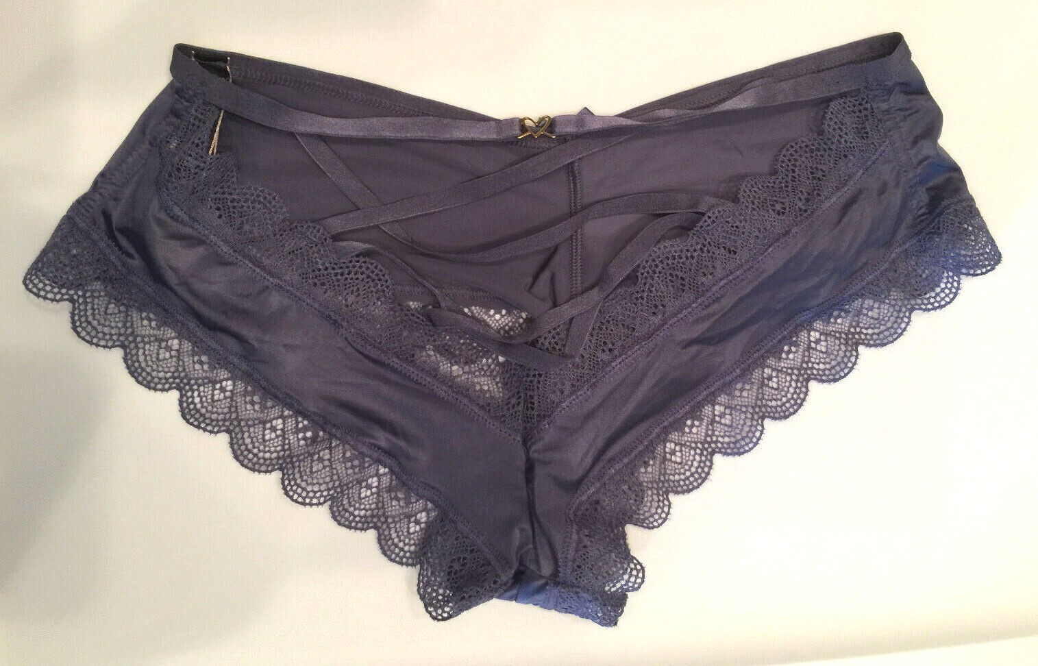Victorias Secret Very Sexy Purple Metal Heart Strappy Back Cheeky Panties Size M