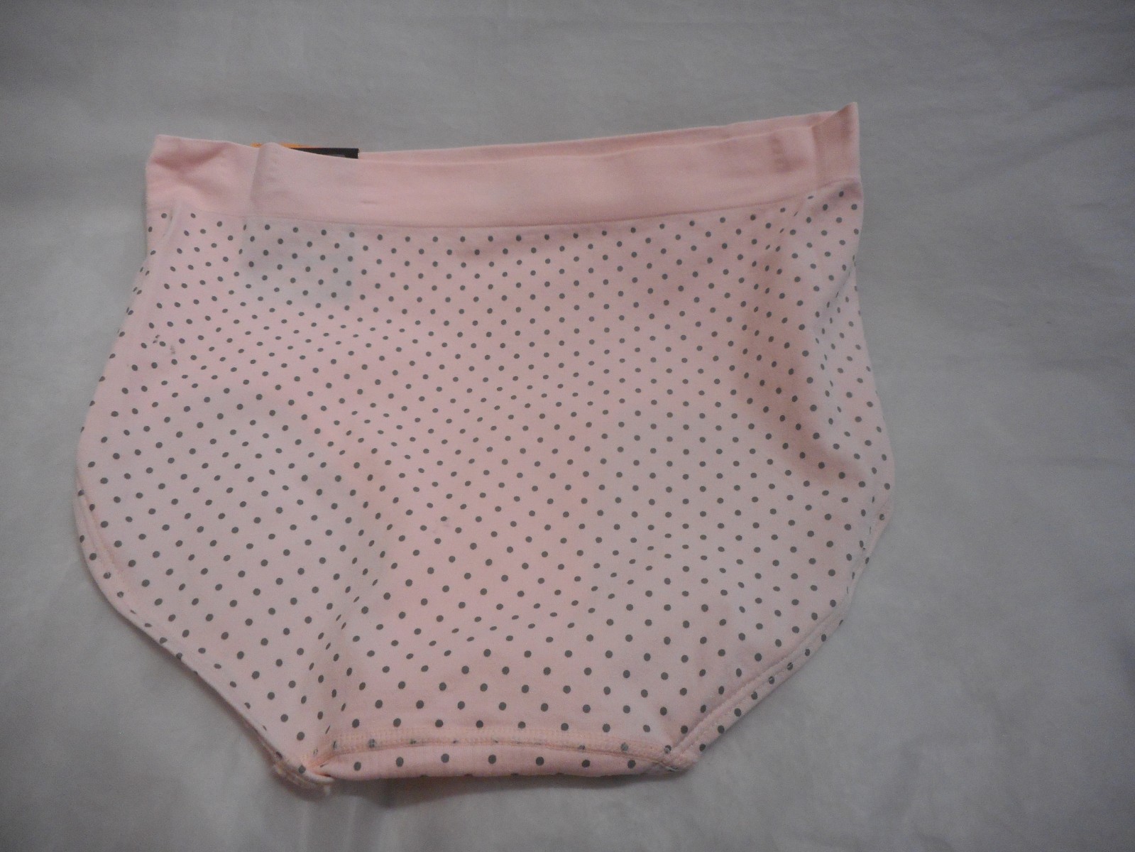 Bali women’s Pink Polk a Dot One Smooth U Brief Panty Large/7