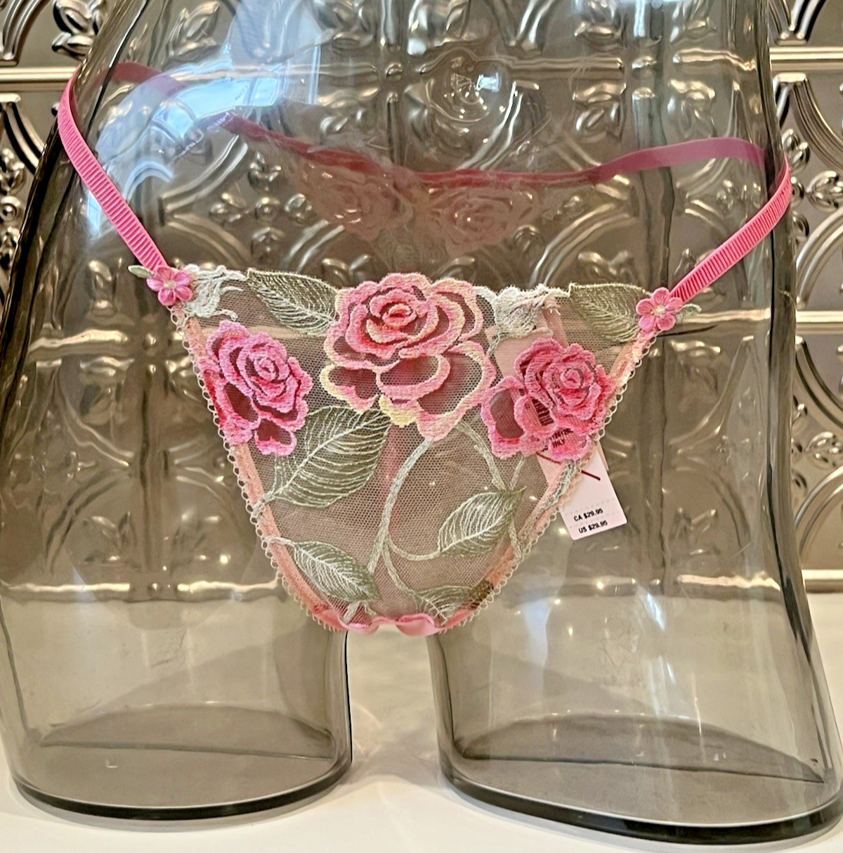 Victoria’s Secret Sweet Melody Embroidery V-STRING Panty Sz M Floral NWT$29