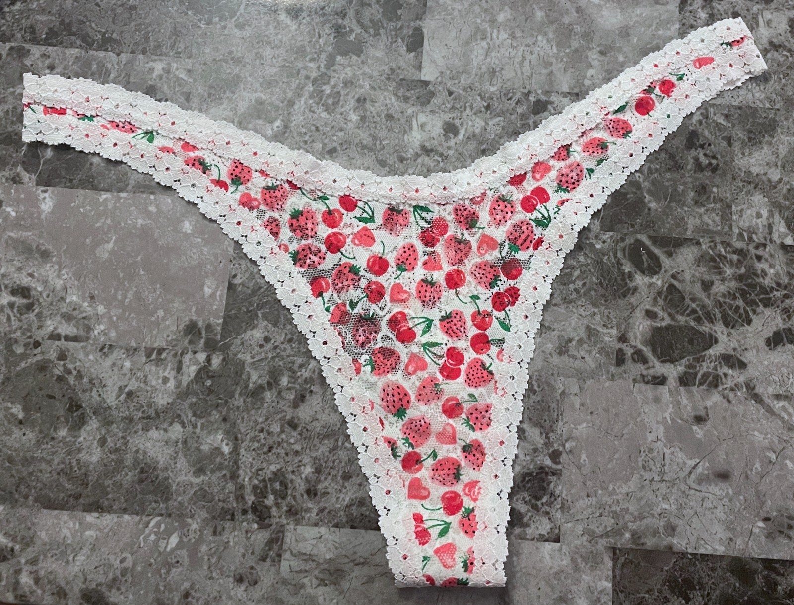 NWT VICTORIA’S SECRET PINK STRAWBERRY CHERRY LACE MICRO HIGH LEG THONG PANTIES