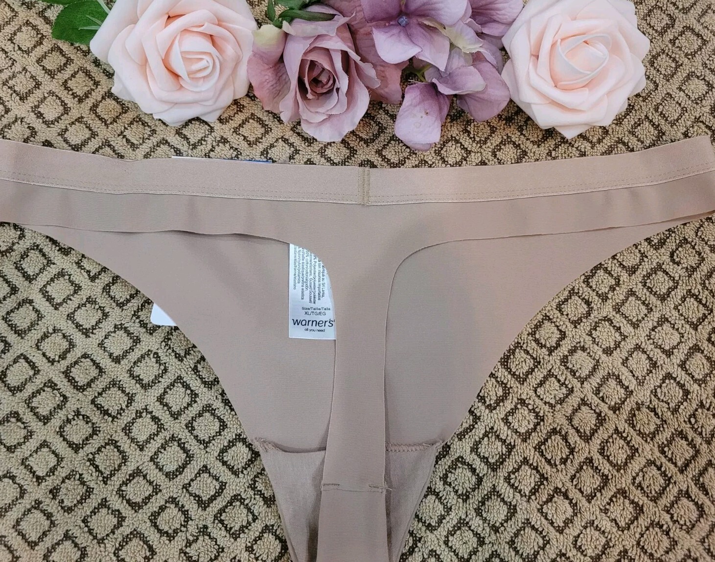 WARNER’s Cloud 9 SeXy Smooth Slinky Champagne THONG Panty RX8101P -XL/8 nwt