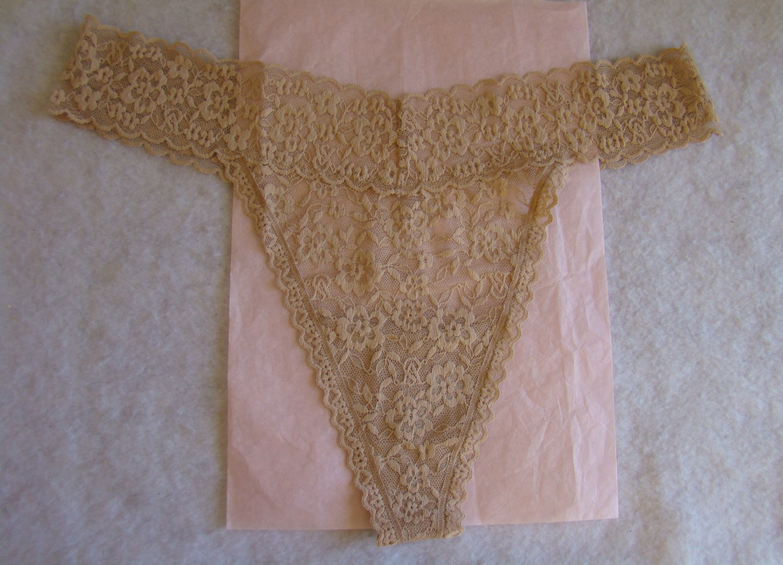 New Victoria’s Secret Natural Skin Tone Floral Lace Thong String Panty Size XXL