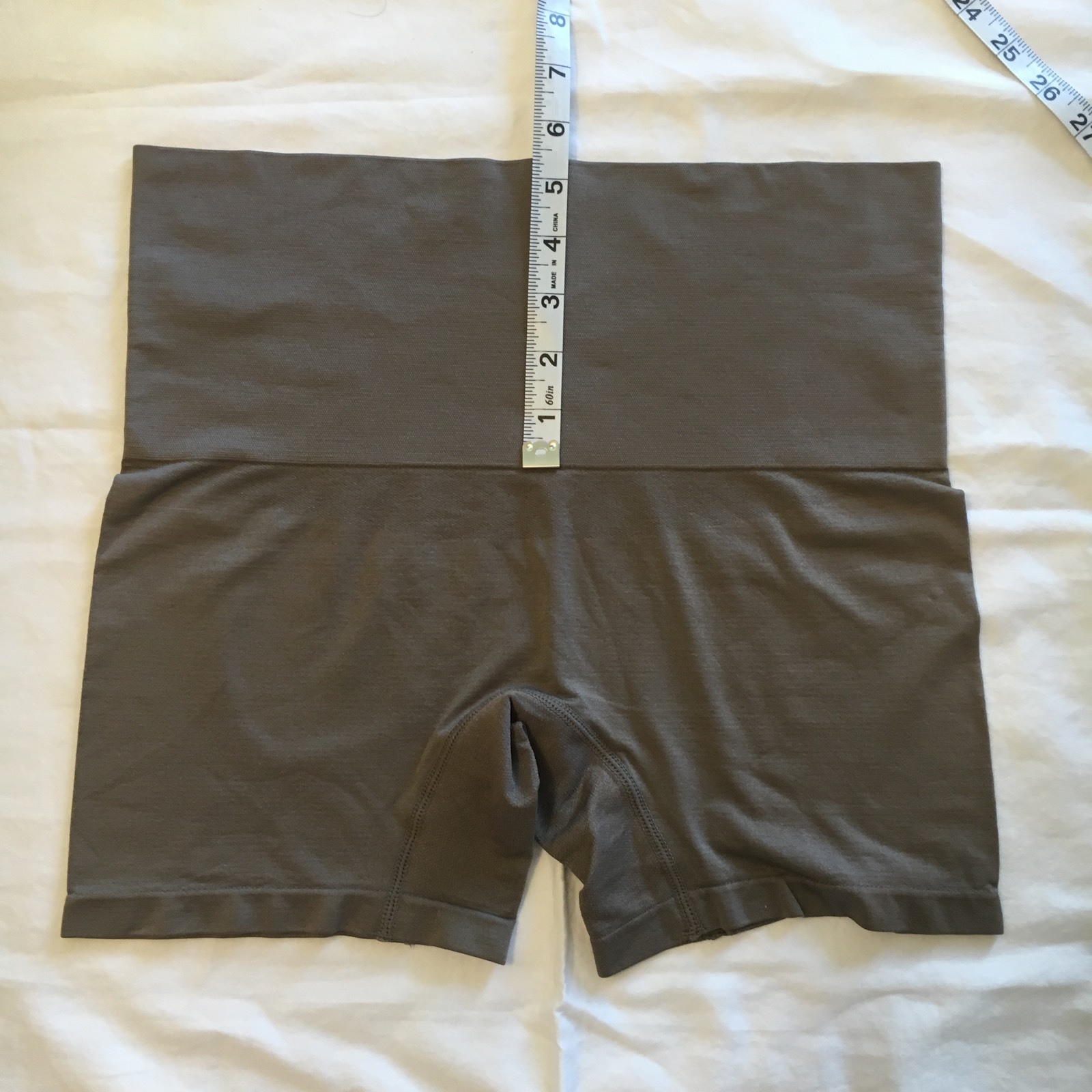 NWOT HSN Yummie Seamless H. Thomson Brief Boy Shorts – Mink – Size 1X/2X