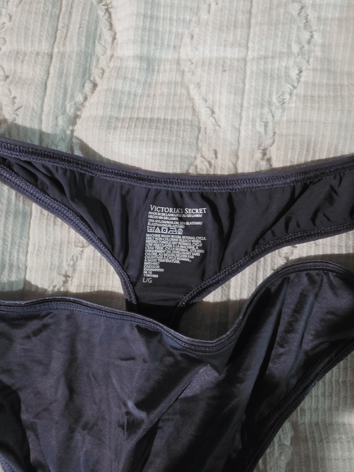 Victoria’s Secret Everyday Perfect Thong Size Large