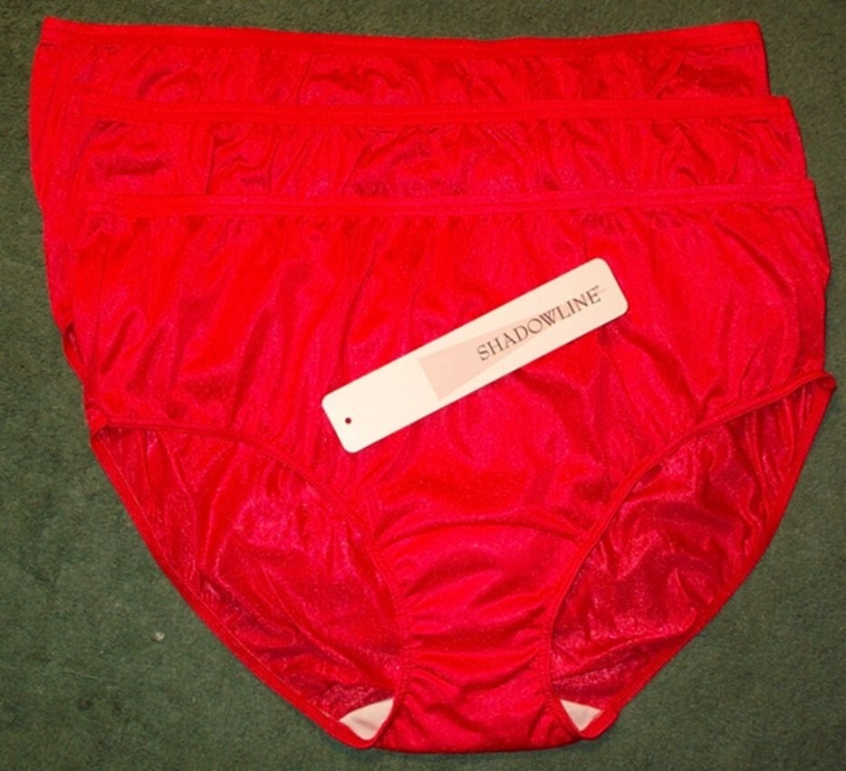 3 Pair Size 6 Red ShadowLine Hipster Covered elastic waist and leg Free Shipping