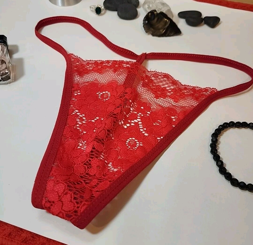 Red Lace Dream Angles T-back Very Sexy V String Thong Size Medium Only