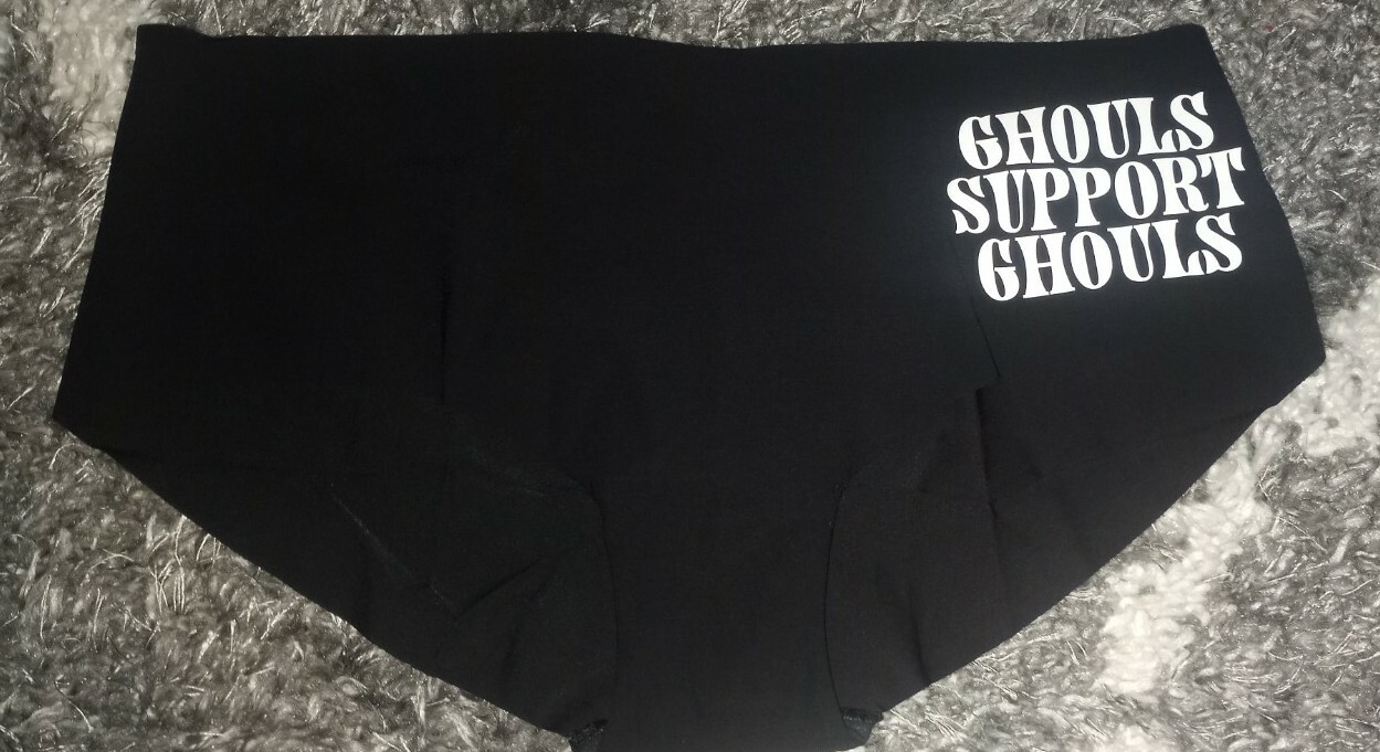 Vs Pink no show hipster BRAND NEW large black Halloween graphics