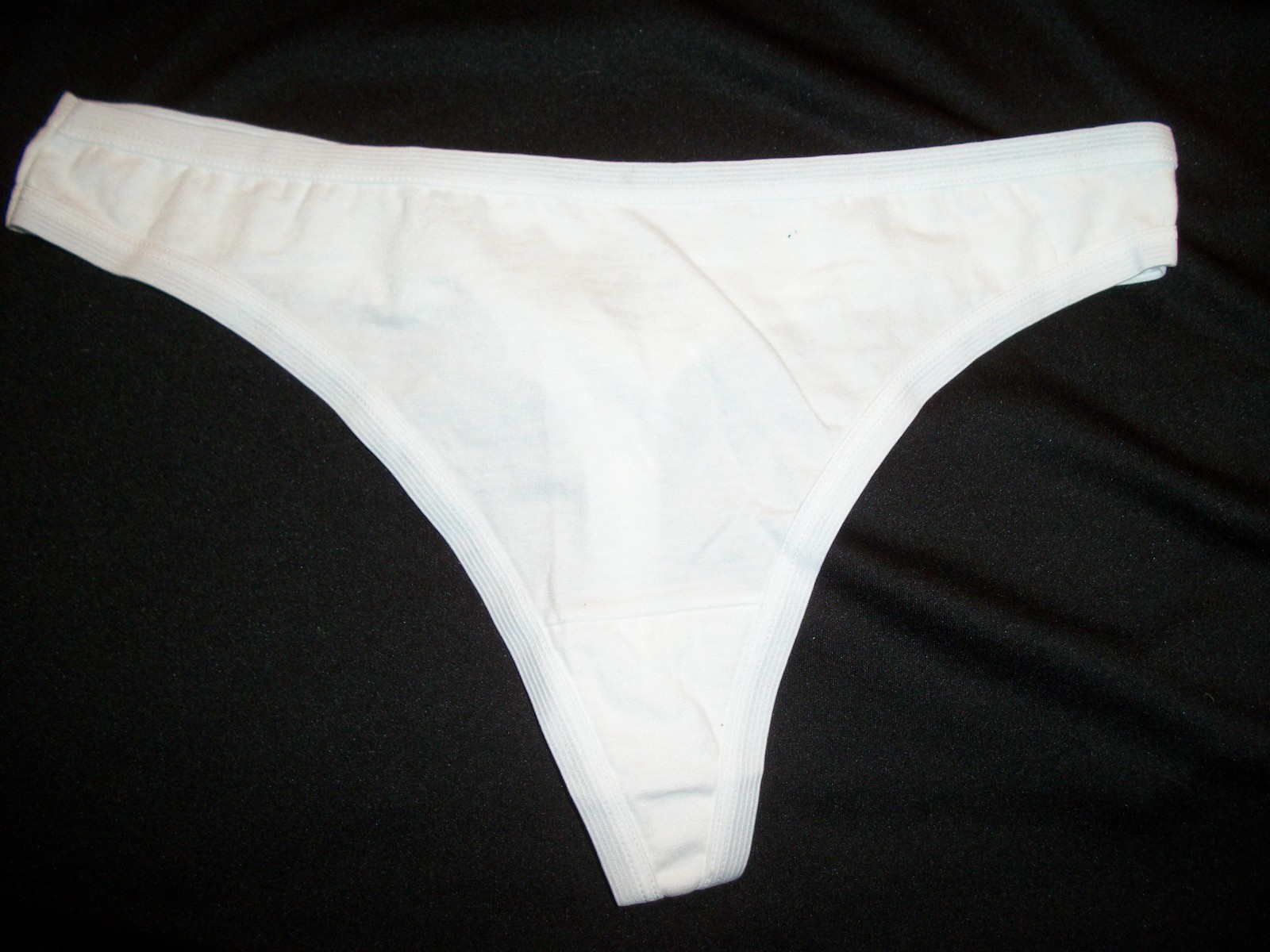 LADIES THONG BRIEF PANTY SIZE 7 / LARGE BY ARIZONA WHITE COLOR NWOT SEXY