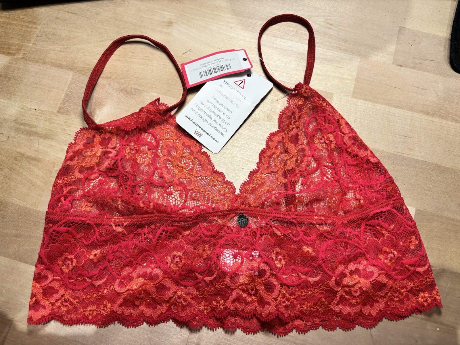 RARE – Wicked Weasel 147 Lace Cami Bra – Med – Melon color NWT