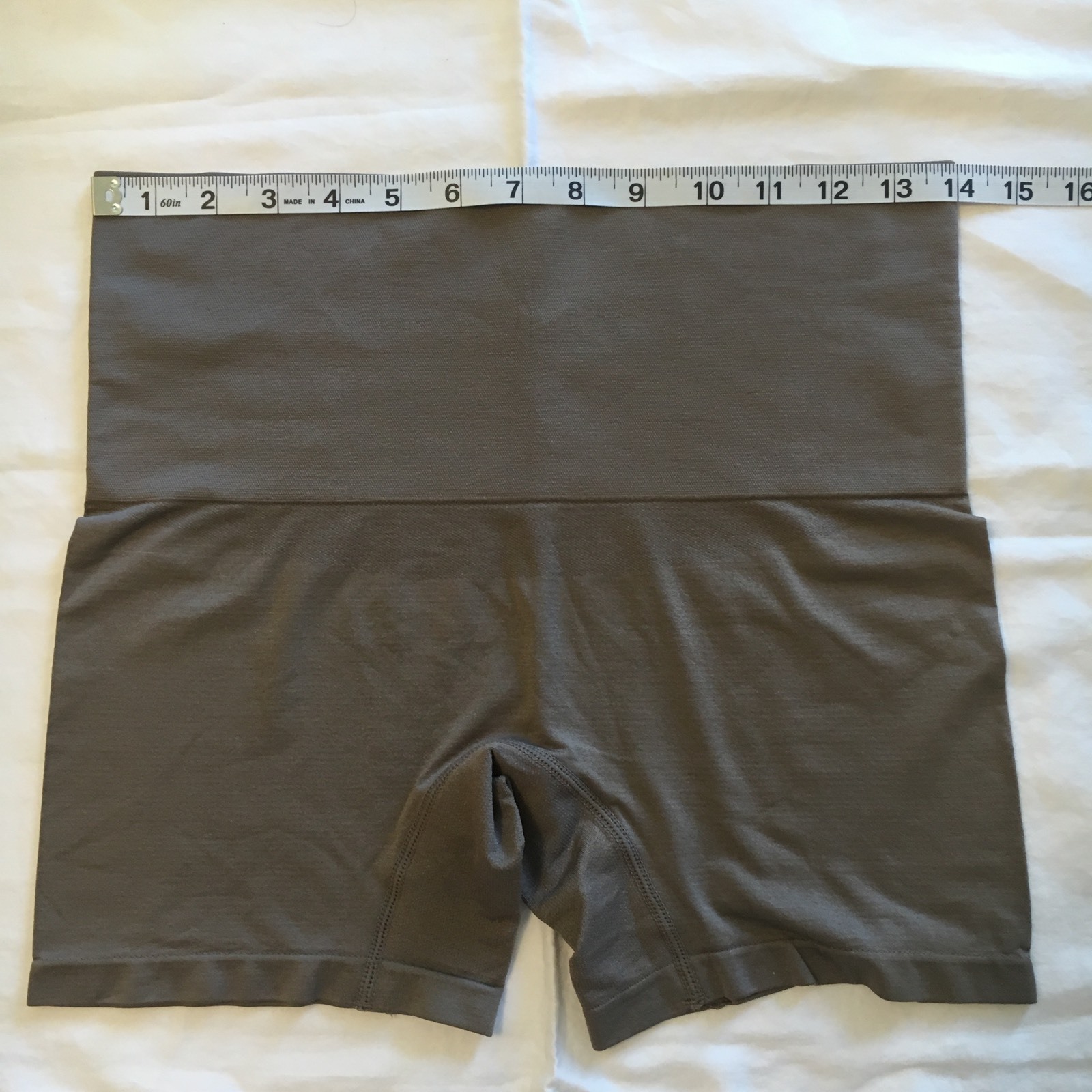NWOT HSN Yummie Seamless H. Thomson Brief Boy Shorts – Mink – Size 1X/2X