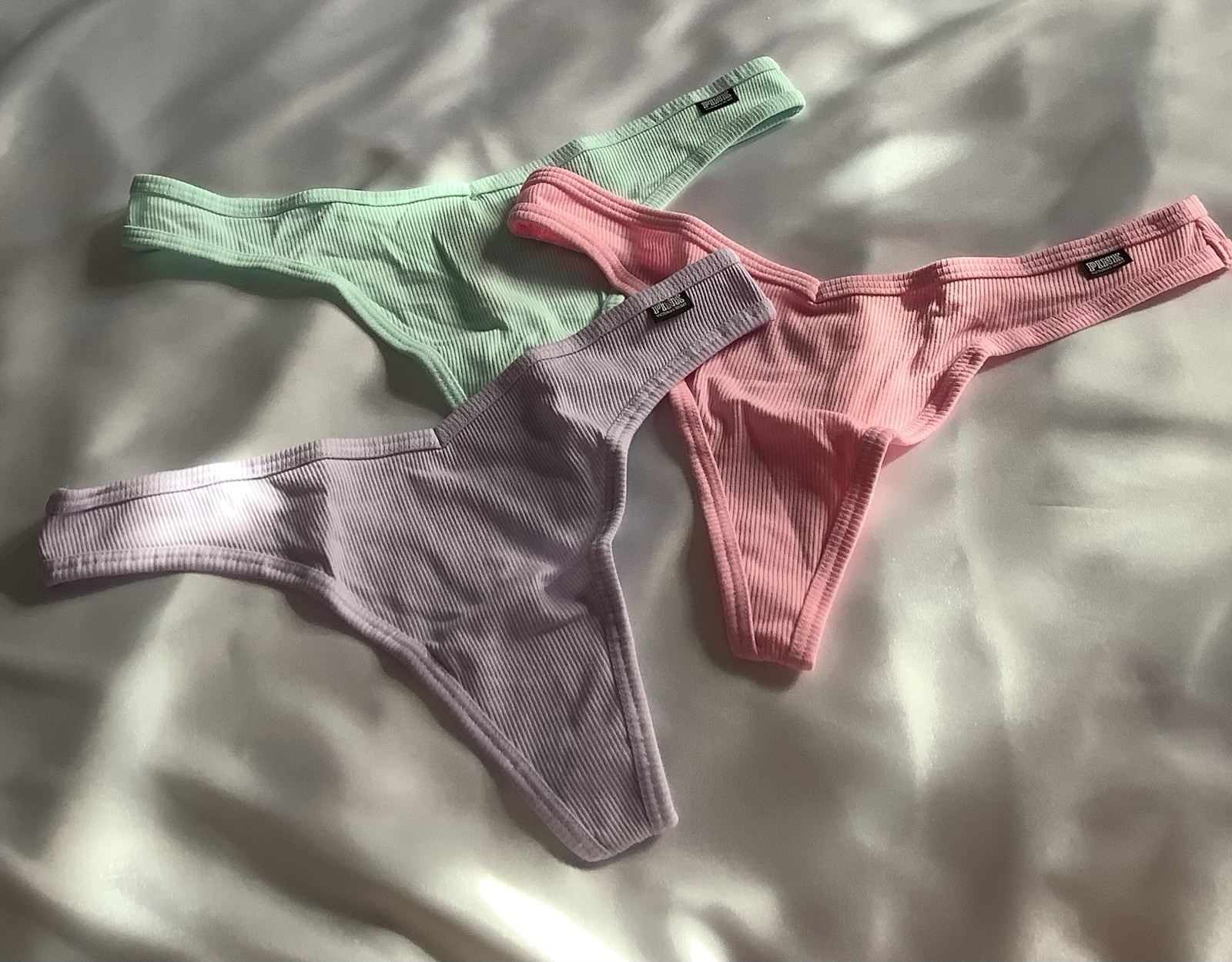 Victoria’s Secret PINK Ribbed Thong Panties Cotton 3pk Multicolor Large