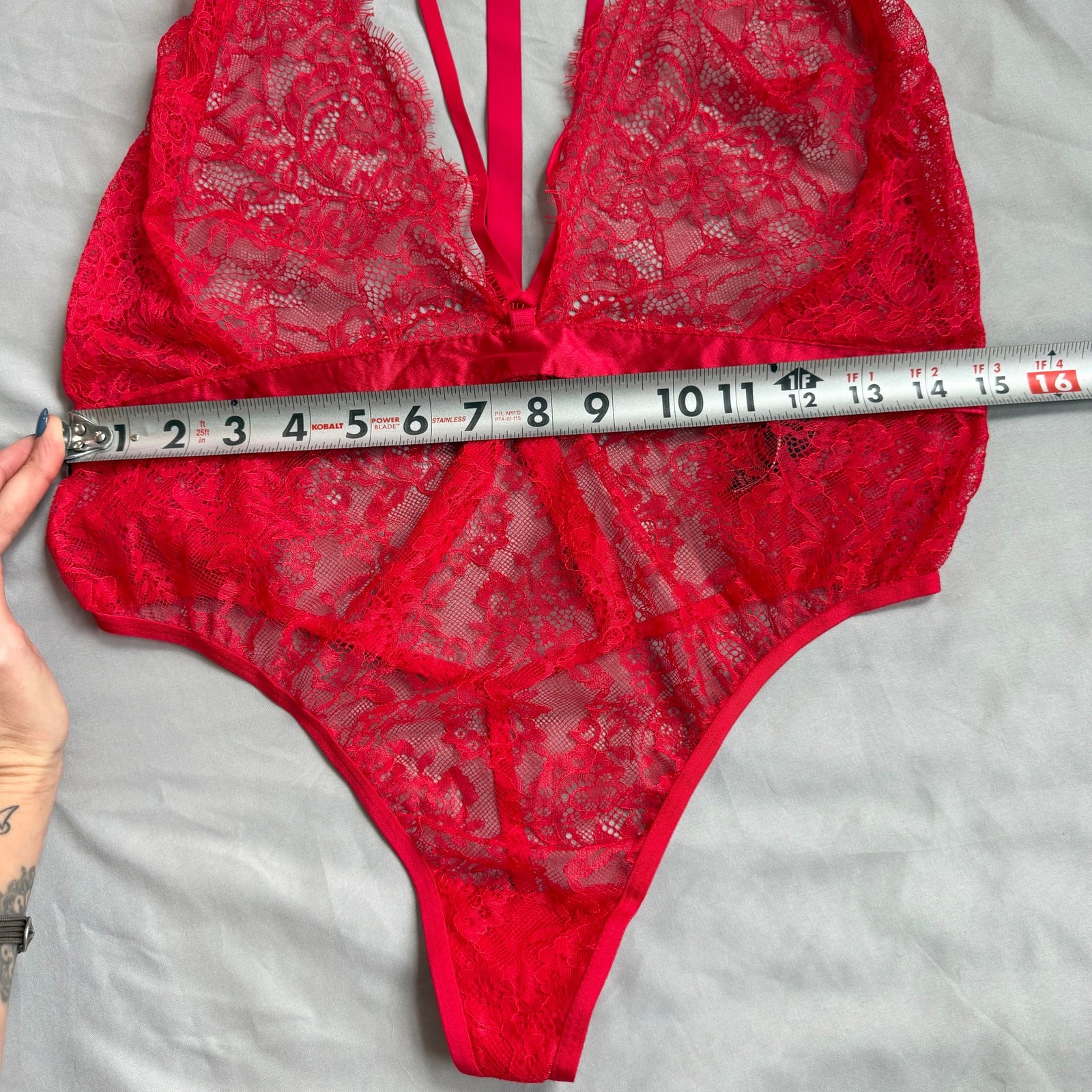 Victoria’s Secret Red Lace Teddy Bodysuit Strappy Back Lingerie Women’s L/G