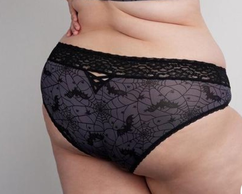 Torrid Size 6 Black Spider Web Bats Lace Waist Panties Underwear Plus Size