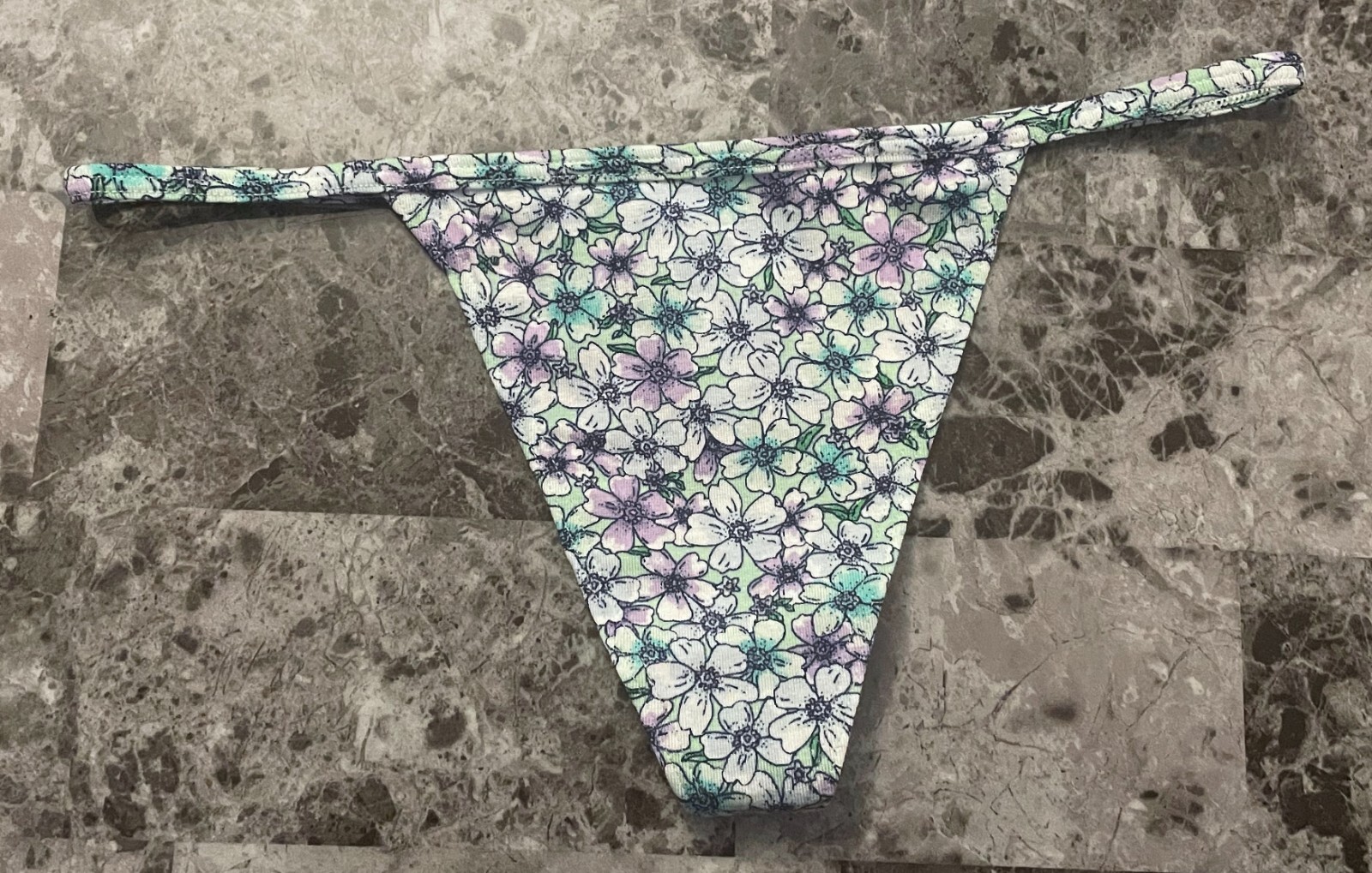 NWT VICTORIA’S SECRET GREEN PURPLE FLORAL STRETCH V STRING THONG PANTIES