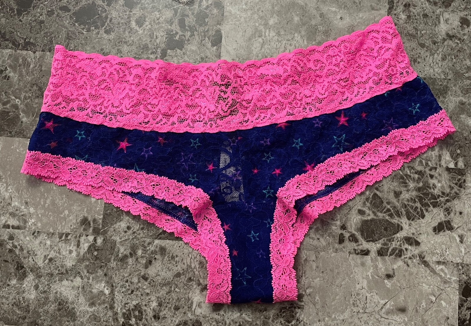 NWT VICTORIA’S SECRET S NEON PINK STAR THE LACIE FLORAL LACE RARE CHEEKY PANTIES