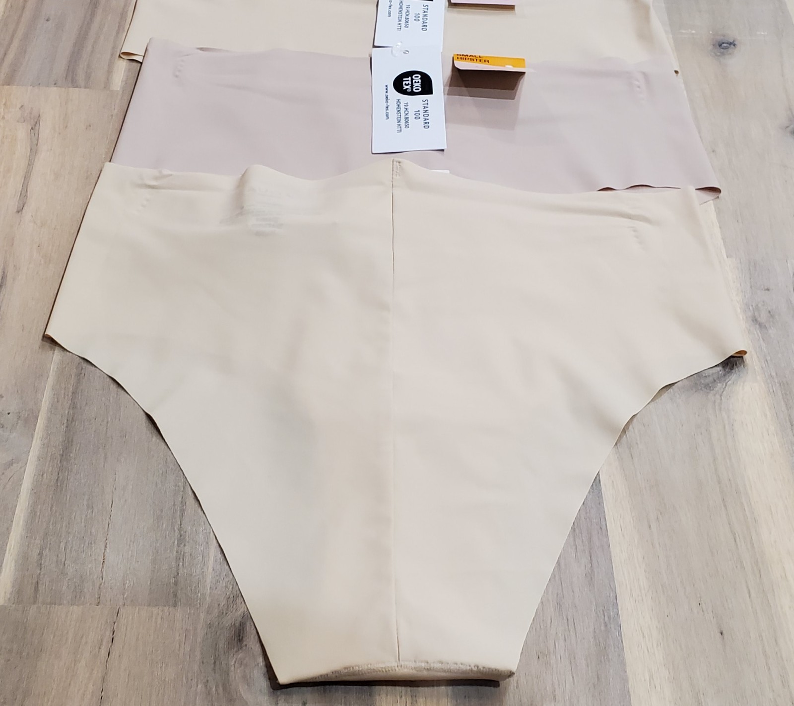 Aqua Intimates Women’s Stretch No Show Hipster Panties Chai Nude Small Lot of 3