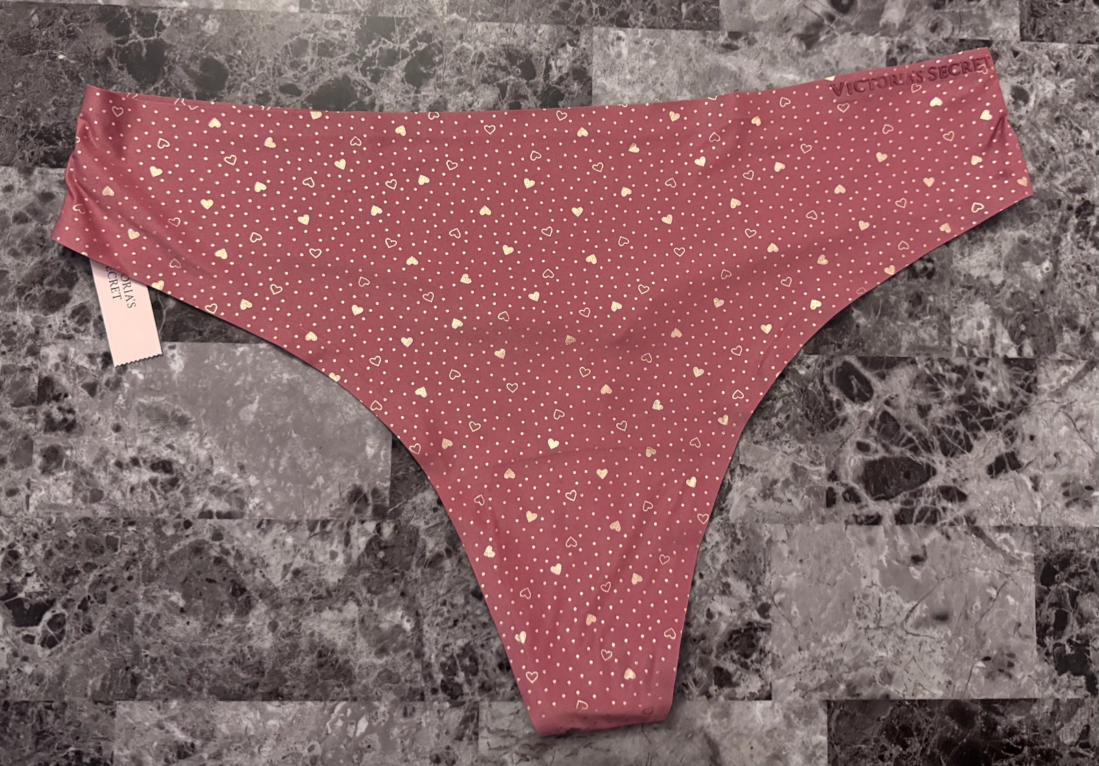 NWT VICTORIA’S SECRET ROSE GOLD HEART POLKA DOT SMOOTH FLEX BONDED THONG PANTIES