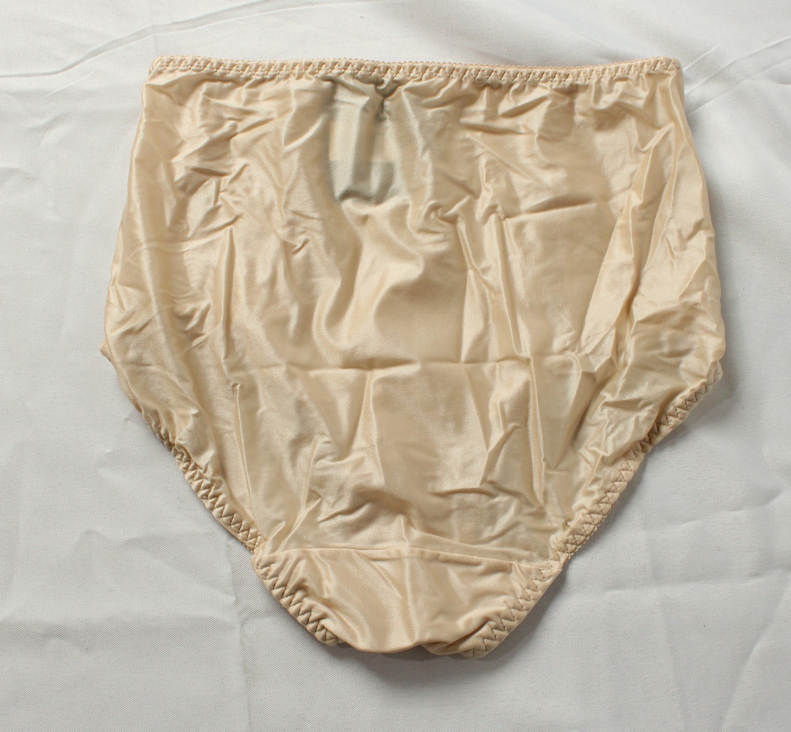Bali Women’s Double Support Stretch High-Waisted Brief DH3 Beige Medium NWT