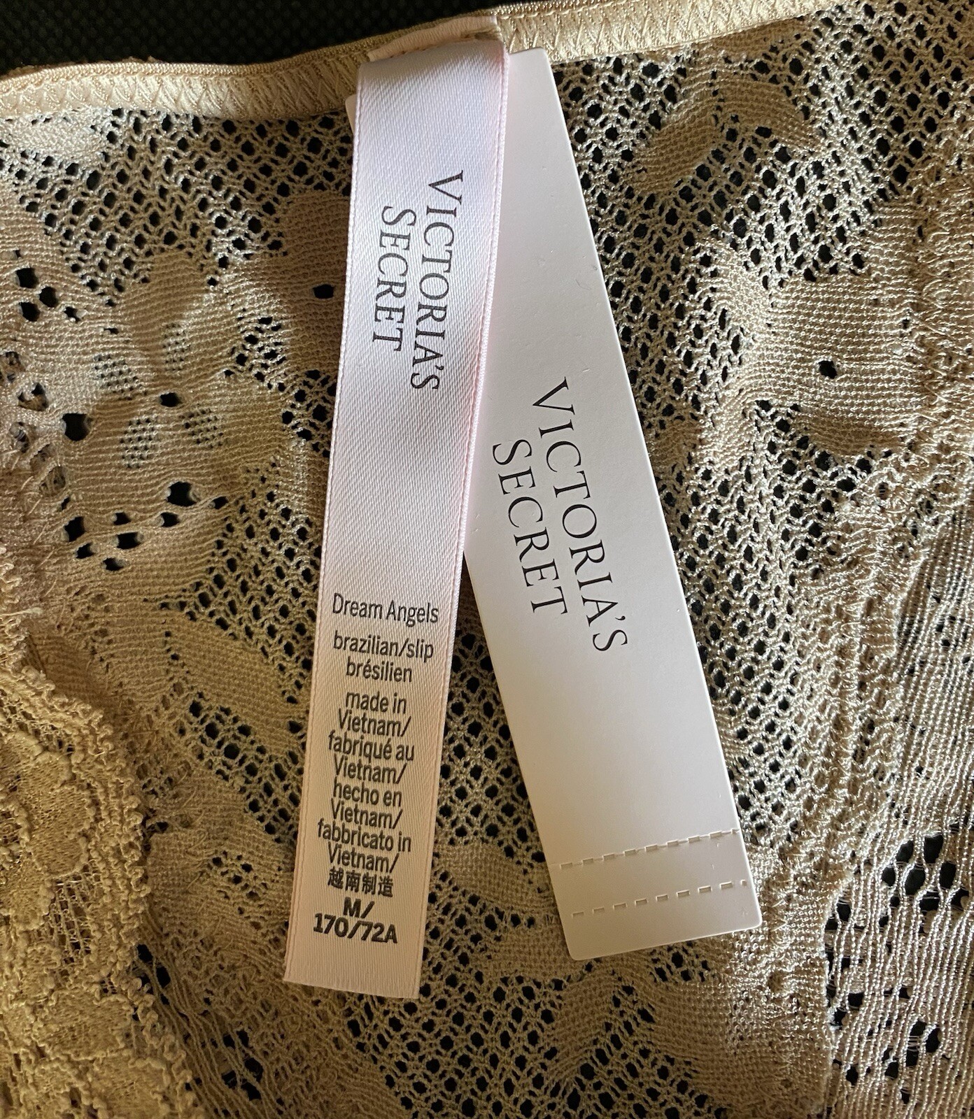 VICTORIA’S SECRET Size M Dream Angel Praline Beige Lace Brazilian Panty