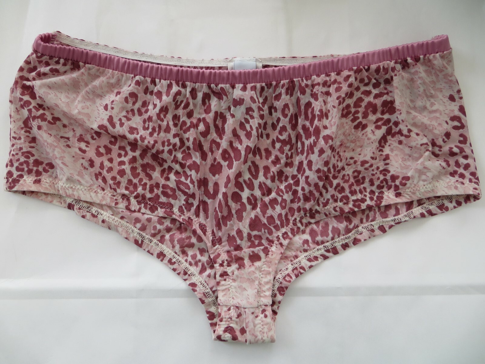 NWOT- Intimissimi Boyshorts – animal prints – maroon and pink – USA Size S