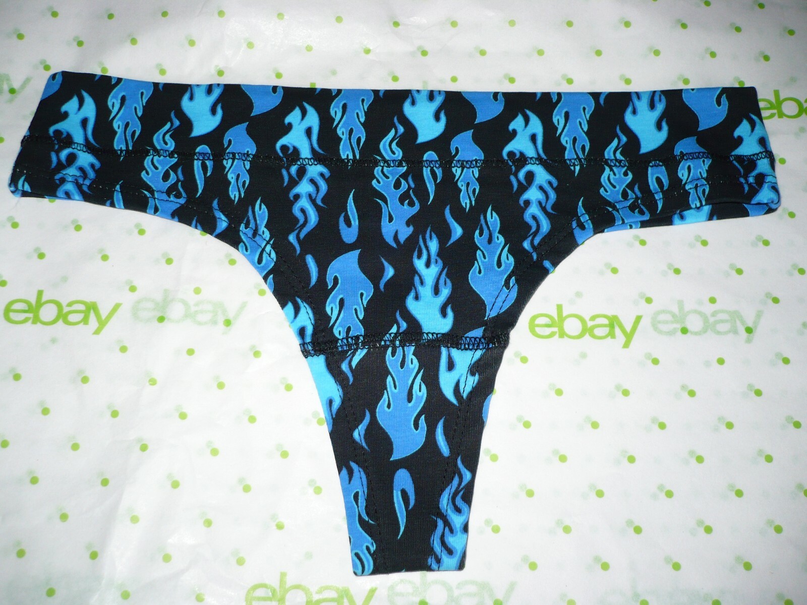 Rue 21 Women’s Cotton Thong Panties X-LARGE Black With Blue Fire Flames New