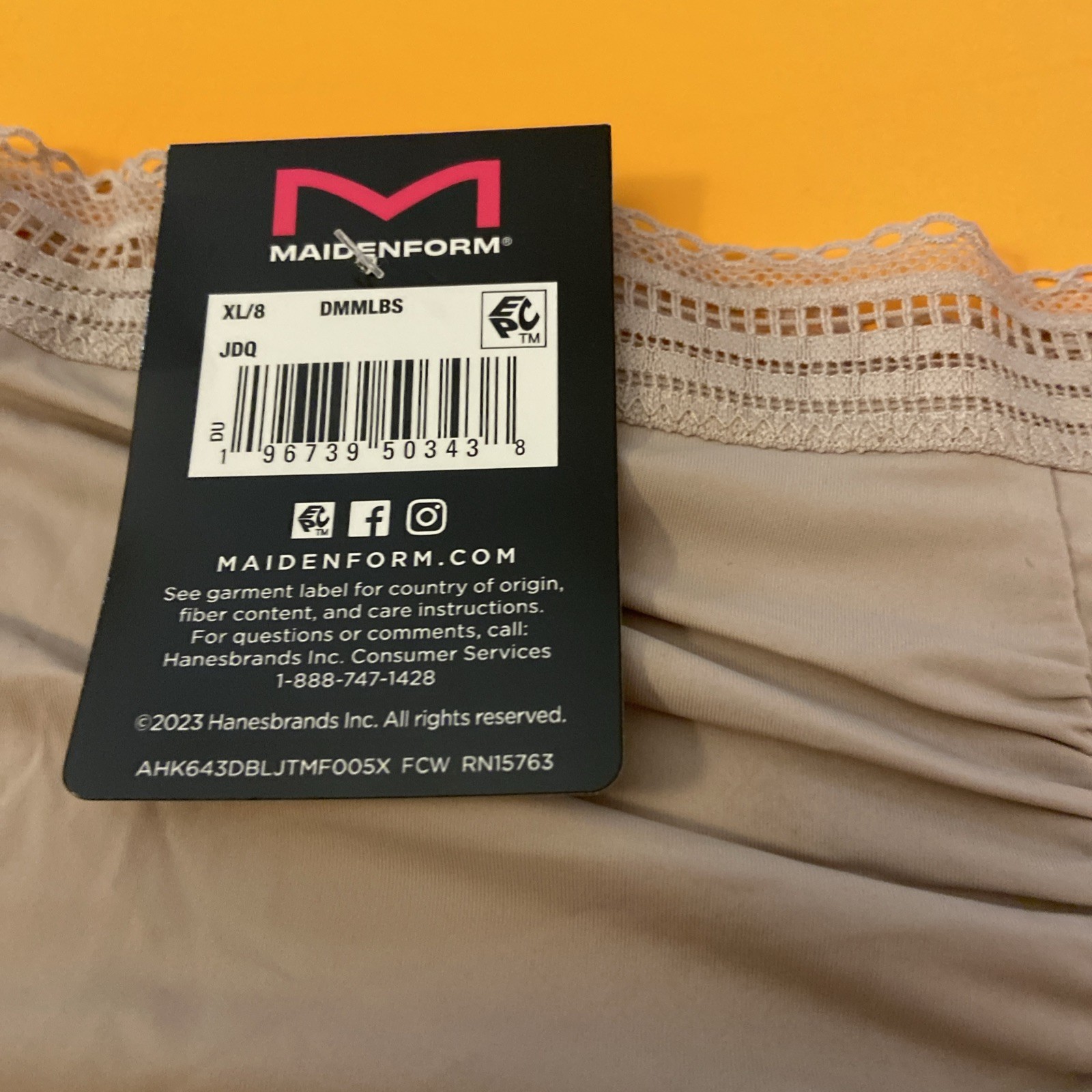 NEW! MAIDENFORM NUDE “ONE FABULOUS FIT” BOYSHORT PANTIES /SIZE 8 / X-LARGE