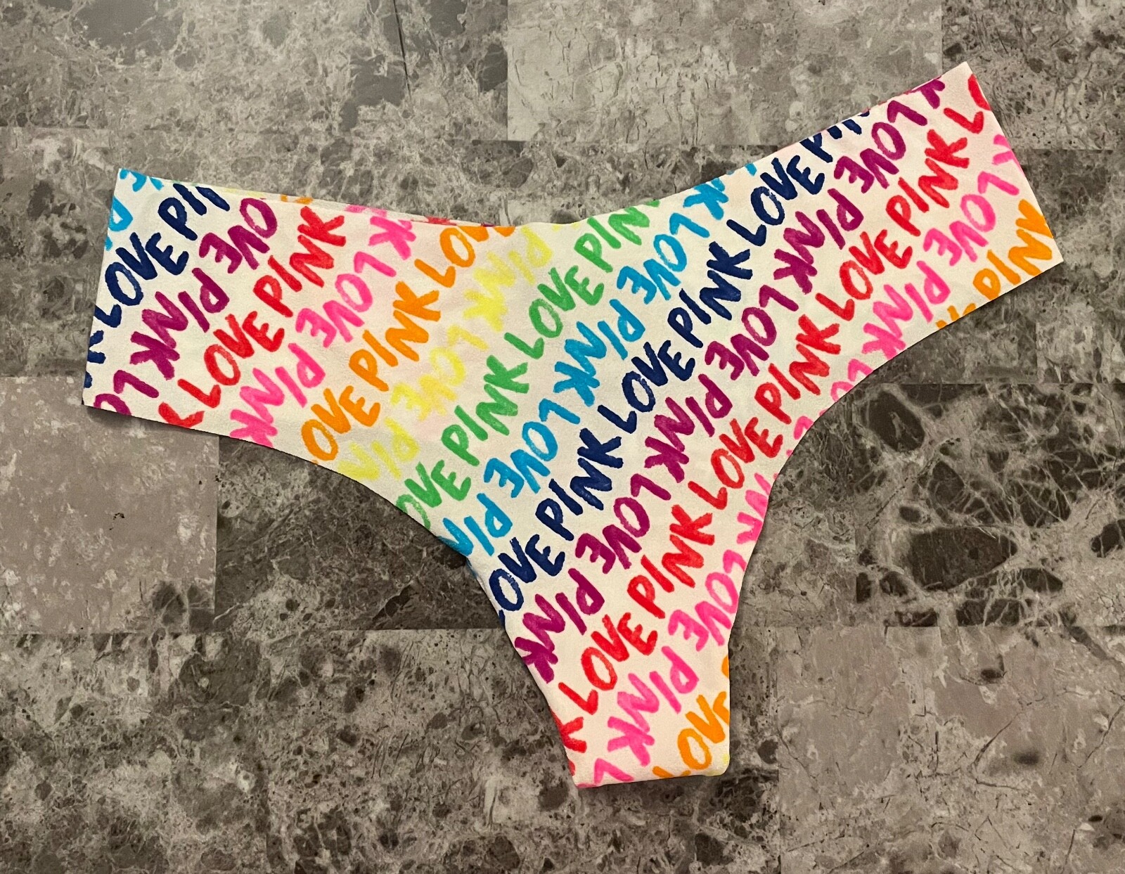 NWT VICTORIA’S SECRET PINK NEON YELLOW GREEN RAINBOW LOGO NO SHOW THONG PANTIES