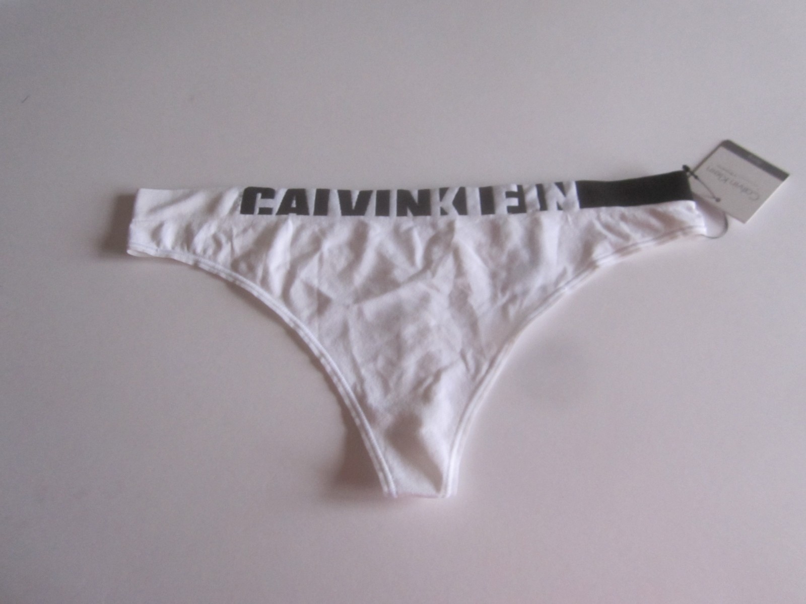 Calvin Klein Seamless Logo Thong QF1568 White XL MSRP $22.00 NWT