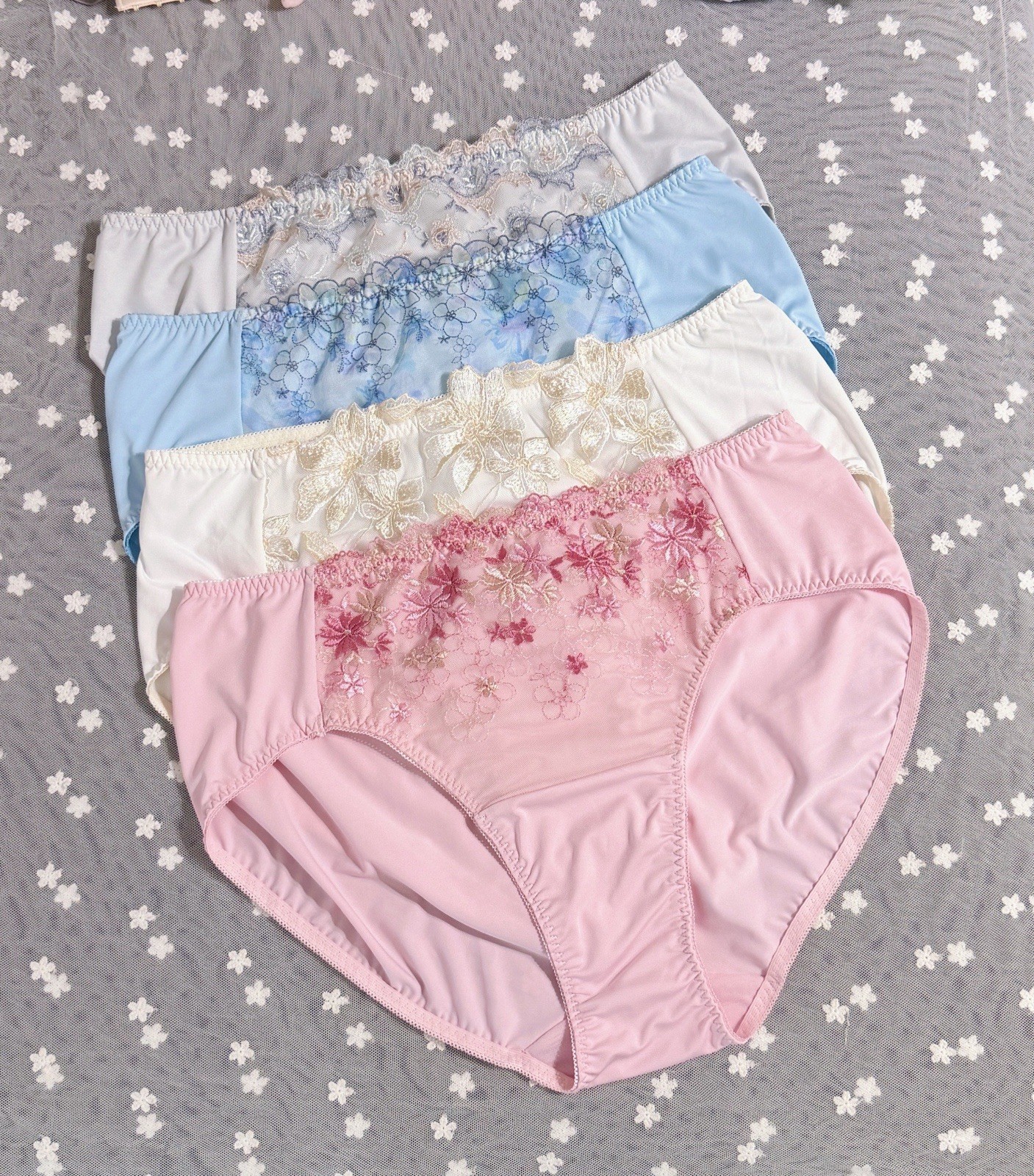 Set Of 4 US-XL/JP-5L Japanese Floral Embroidery Panties Extra Long Crotch Lining