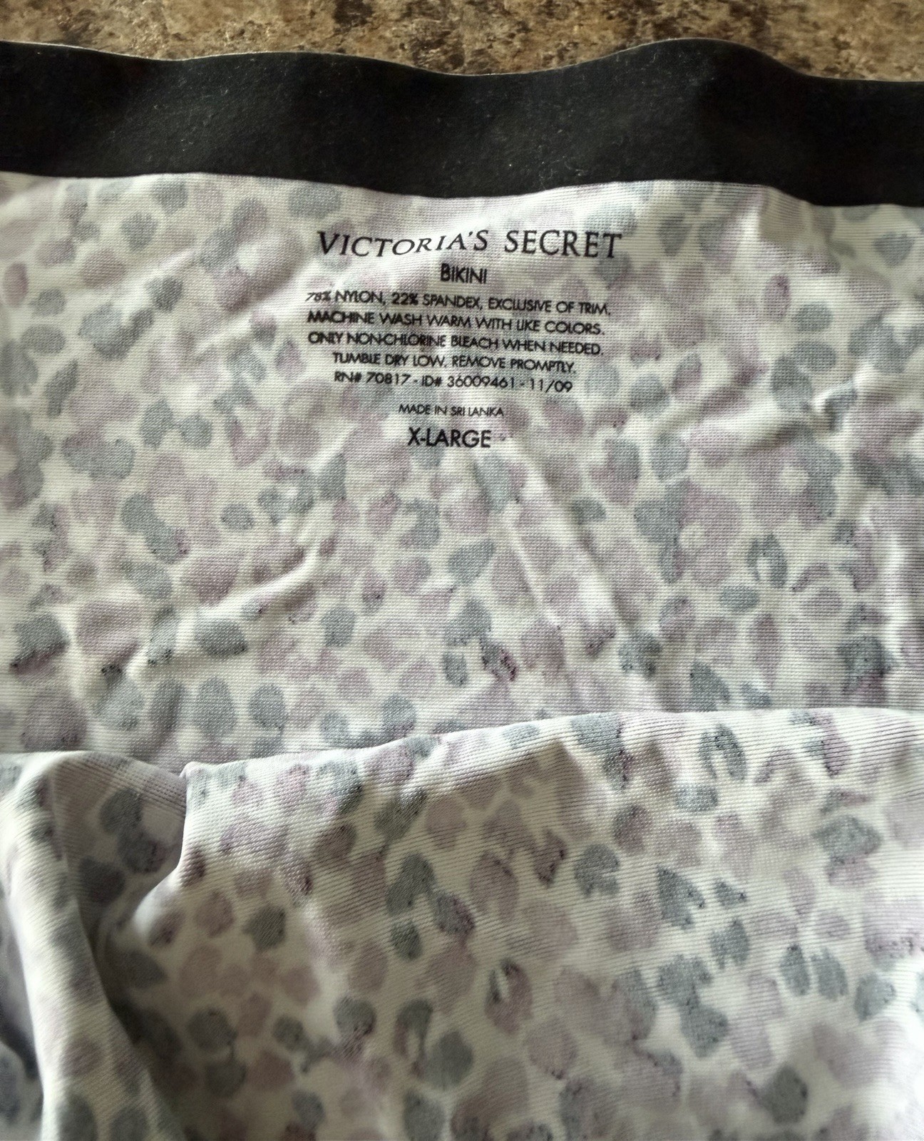 Vintage Victoria’s Secret Seamless Hiphugger/Bikini Panties Nylon/Spandex New XL