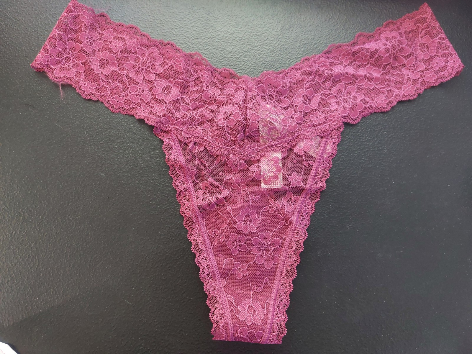 NWT Victoria Secret The Lacie Posey Lace Thong Panty Large (757)