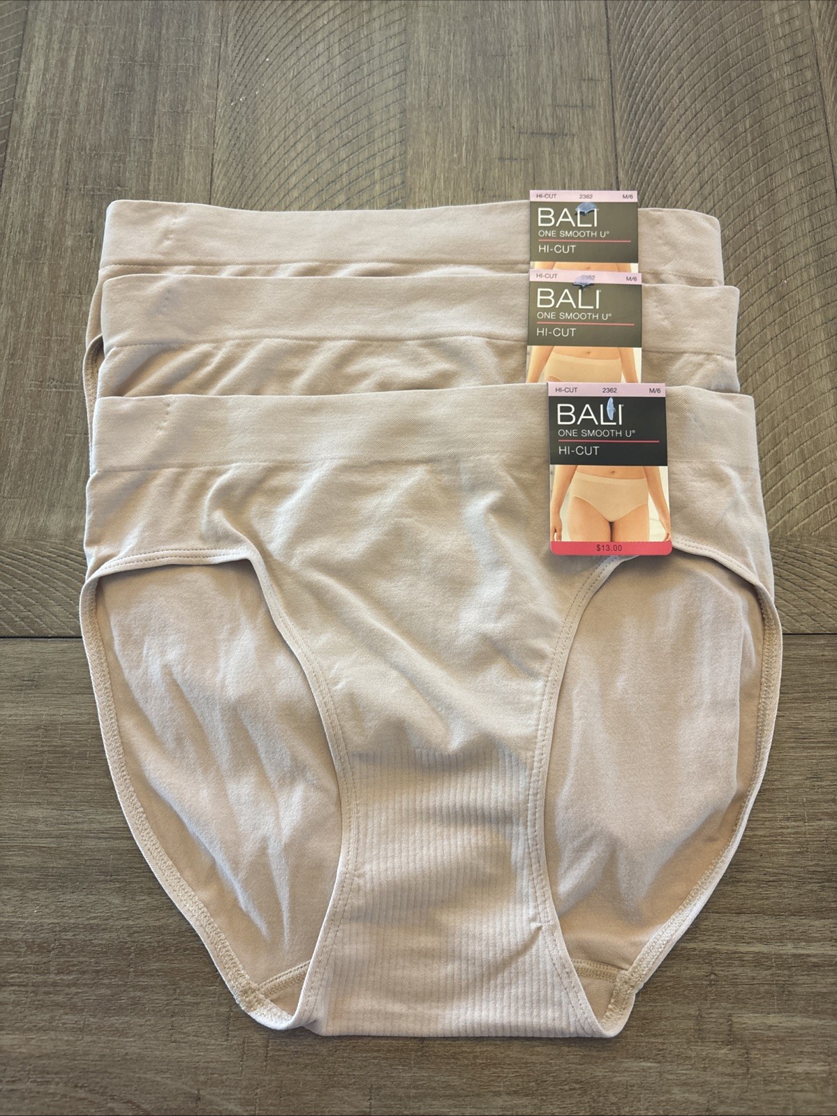 NWT 3-Pack Bali Size M One Smooth U Hi Cut Brief 2362 Nude