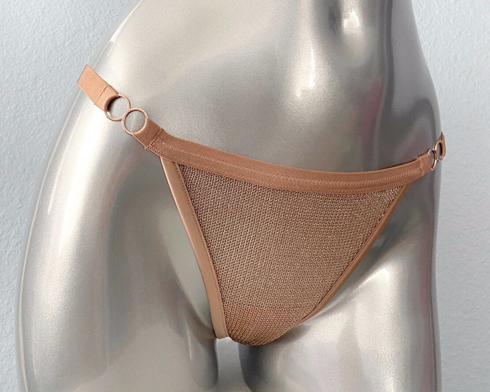 Victoria’s Secret Luxe Lingerie O Ring Shine Rose Gold Chain Brazilian Panty L