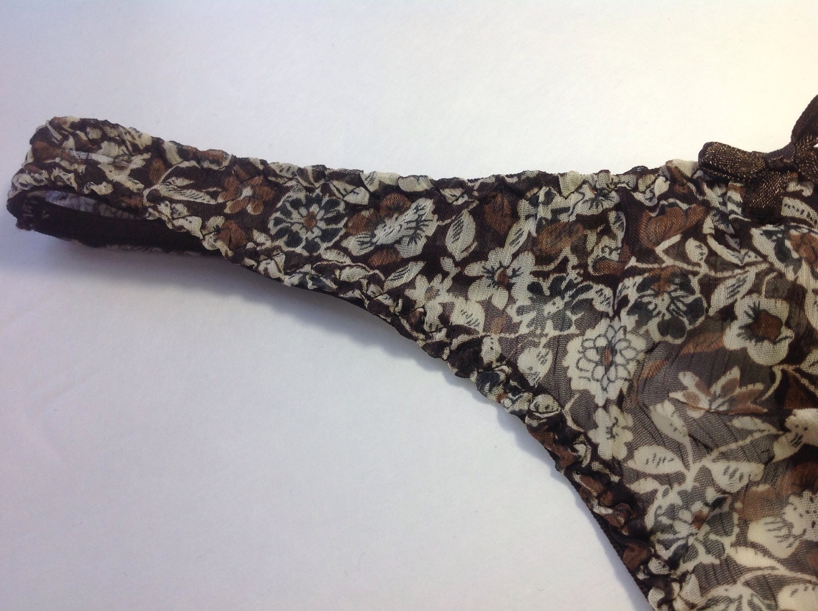 Women Panties,Thongs “Sophie&me” Size Medium Brown Floral Delicate