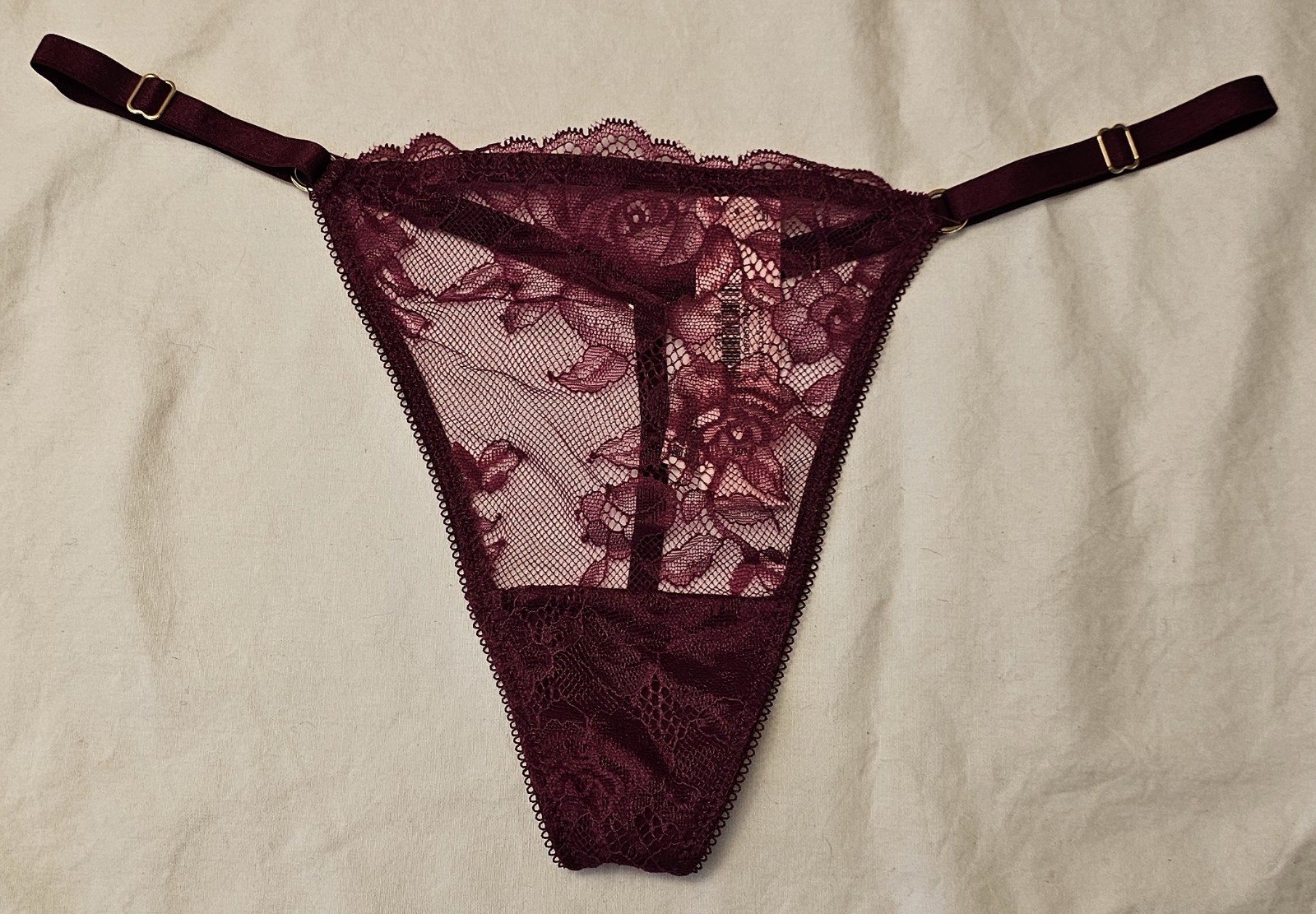 Size Medium V-String Victoria’s Secret Adjustable Waist New With Tags