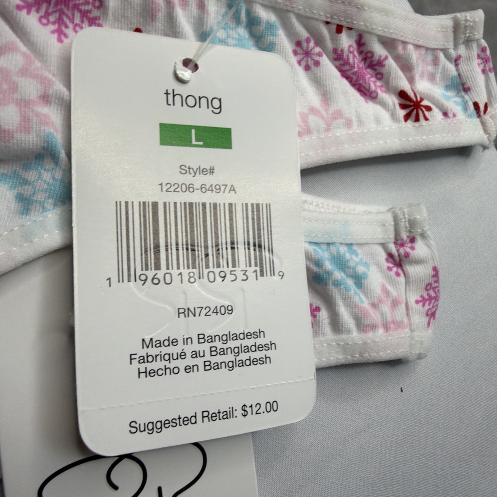 2 René Rofé Women’s Thong Panties M White/Pink/Blue Snowflake Christmas MPN