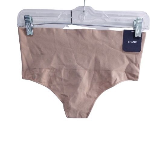 NEW SPANX Women’s EcoCare Shaping Thong Underwear Size XL Toasted Oatmeal 40048R