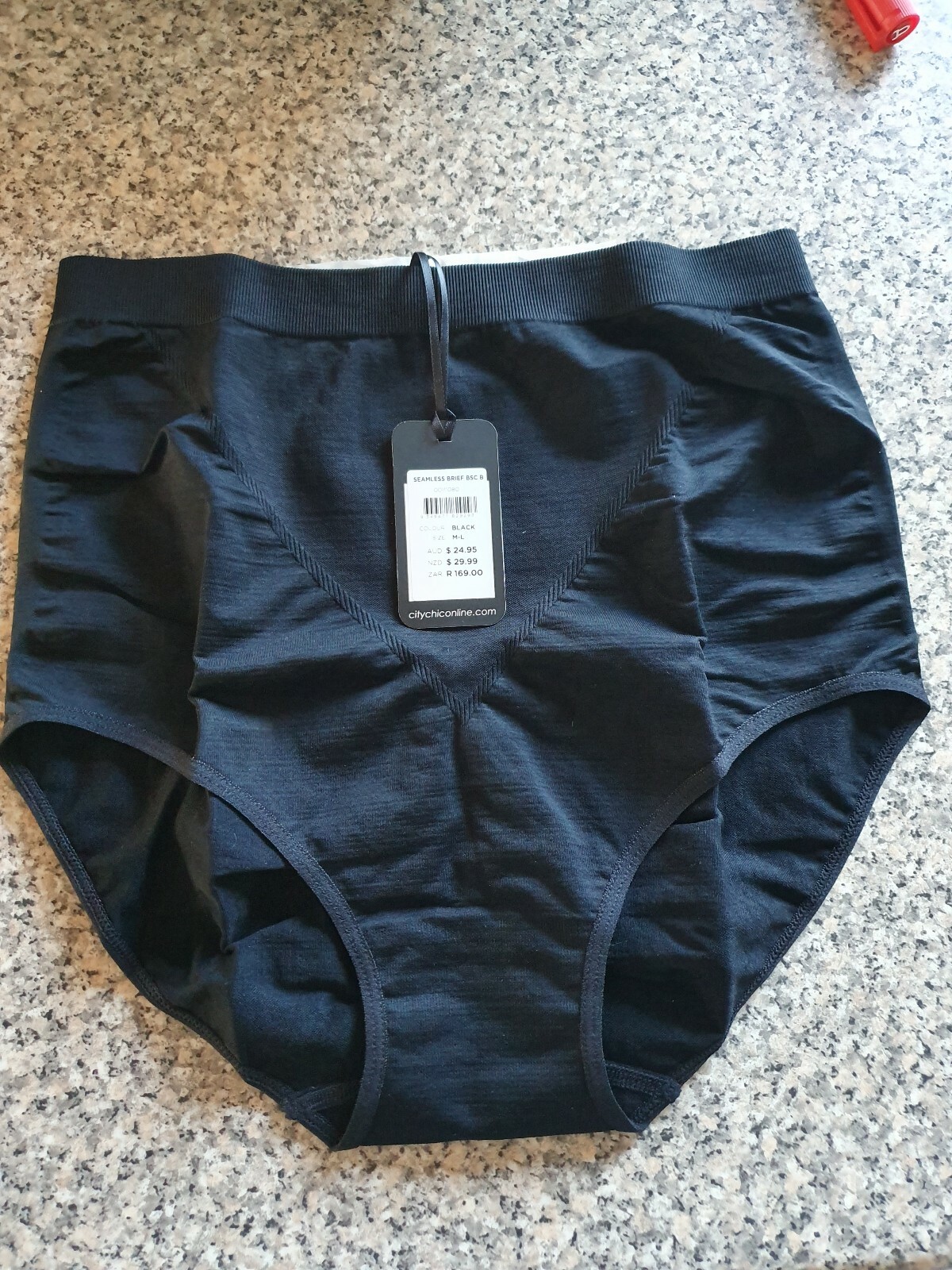 City Chic Medium /large Seamless Brief