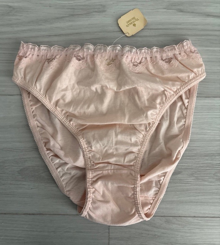 NWT Women’s SMALL Victoria’s Secret PANTY Vintage 1980’s P4 light Pink