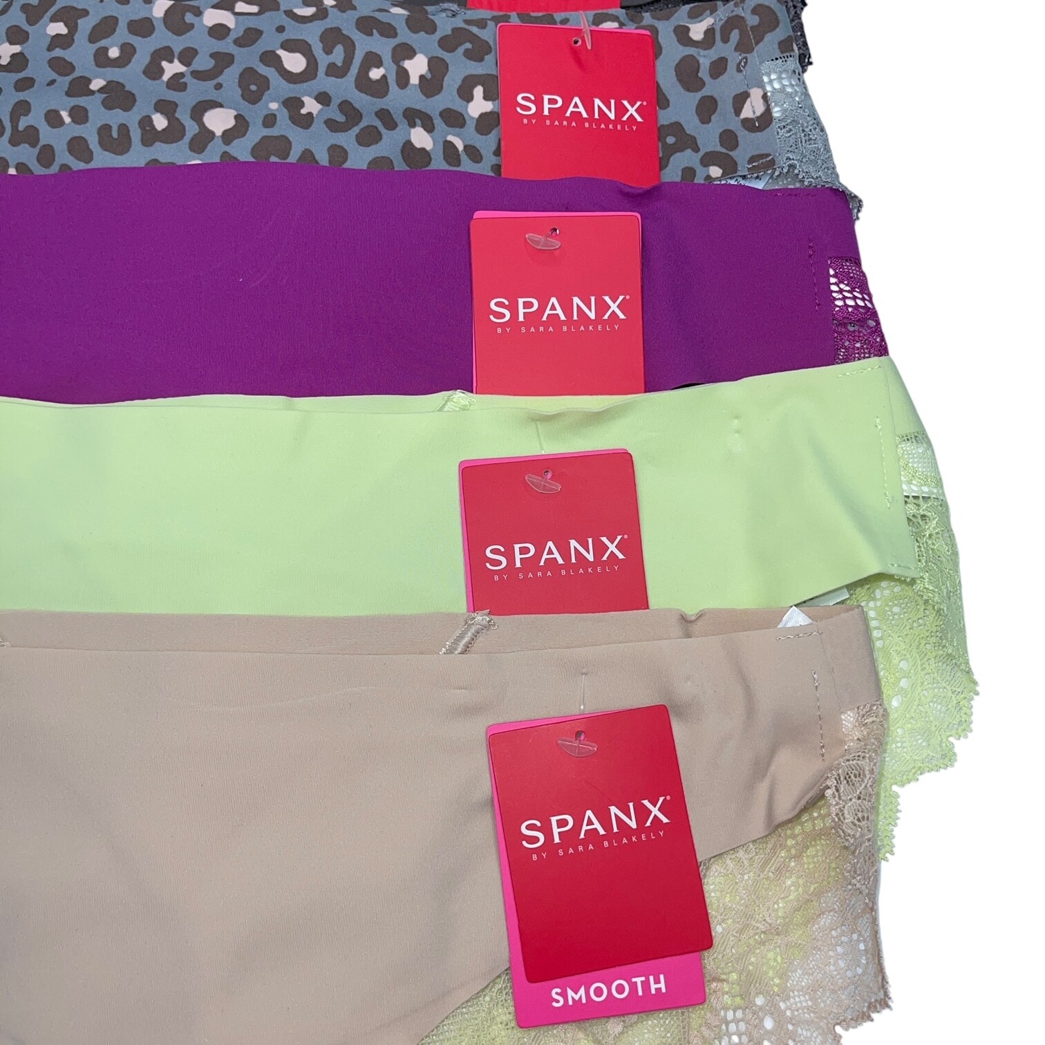 Spanx Panty Undie-Tectable Floral Lace Bikini Lightweight Smoothing FP2415