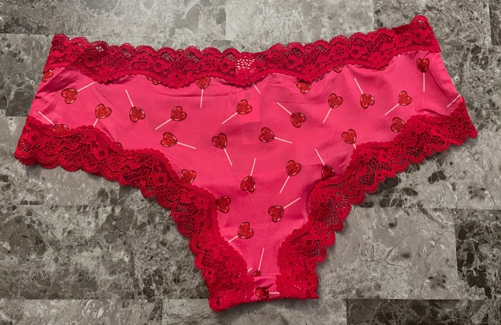 NWT VICTORIA’S SECRET TEASE PINK RED HEART SUCKER SMOOTH LACE BOW CHEEKY PANTIES