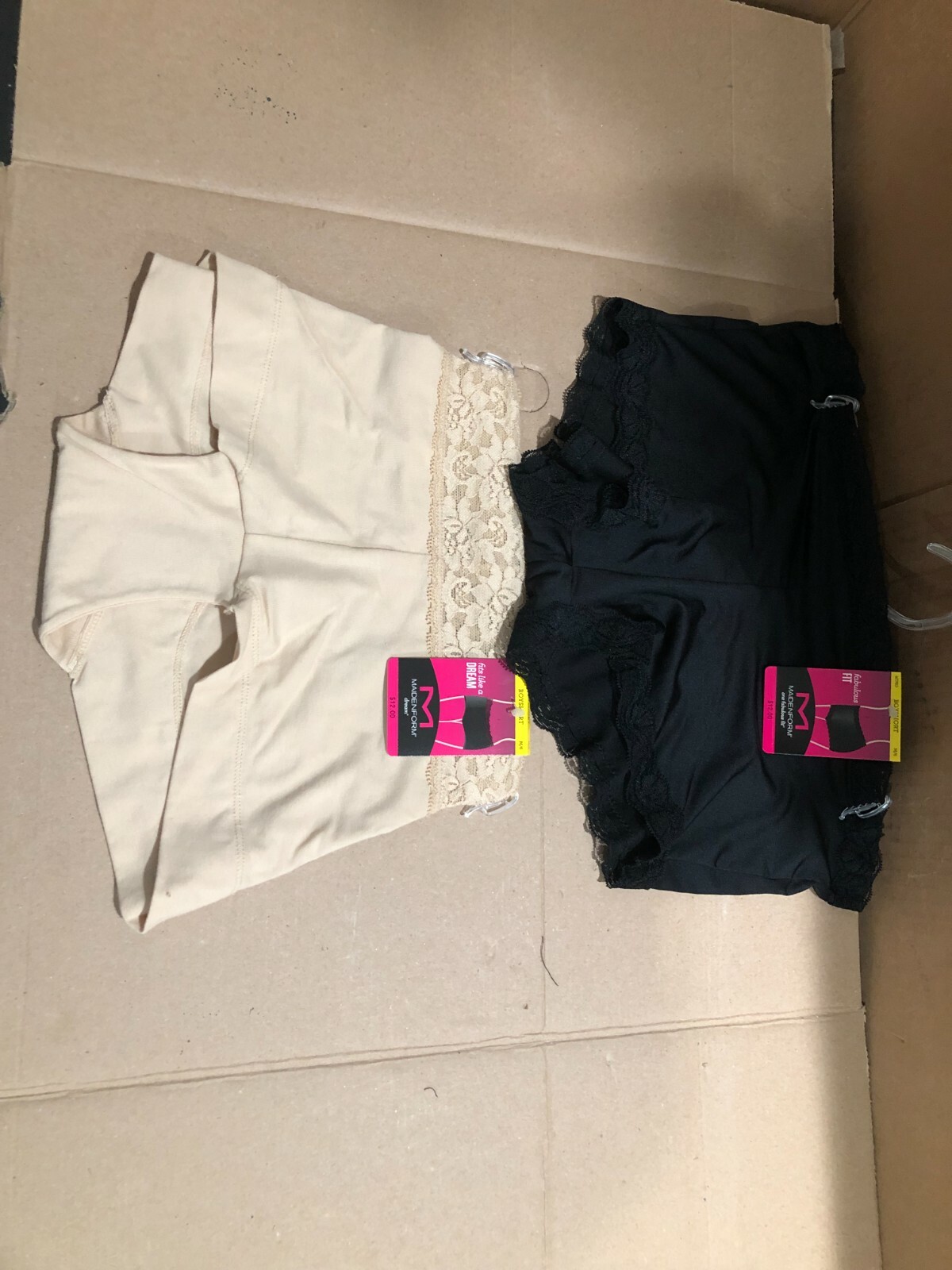 (2 Pcs) Maidenform Dream Cotton w/Lace Boyshort & Fabulious Blk w/Lace Size M